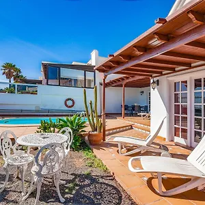 Villa Villa Tias, Tías