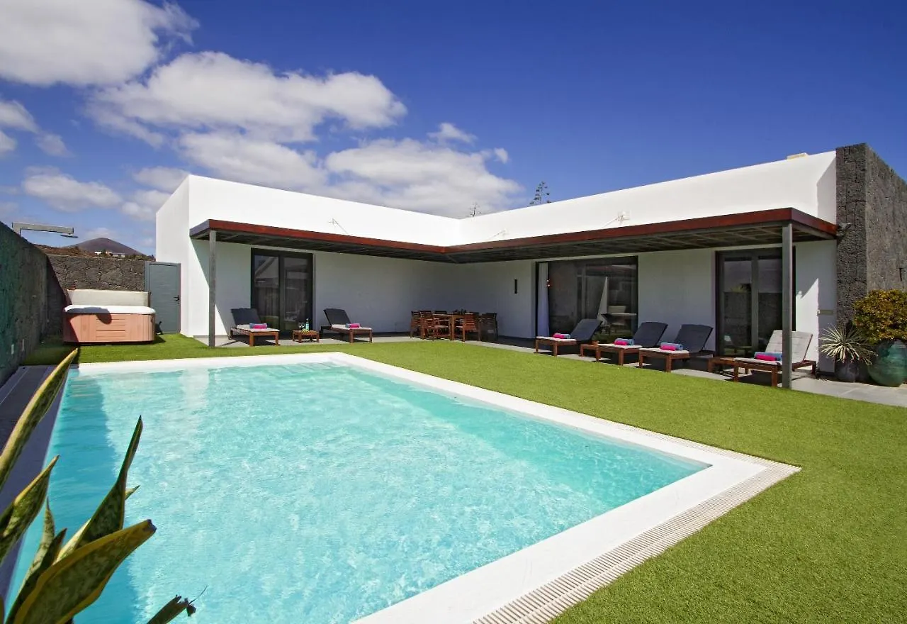 Villa Angelina Los Mojones Puerto Del Carmen Lanzarote